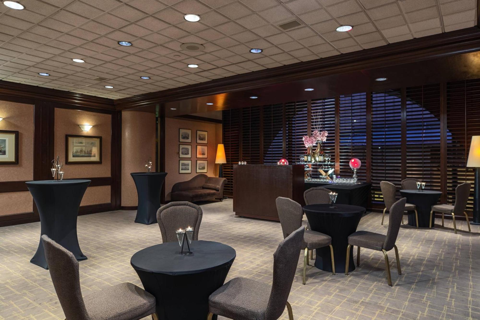 Metropolitan Hotel Vancouver Dış mekan fotoğraf