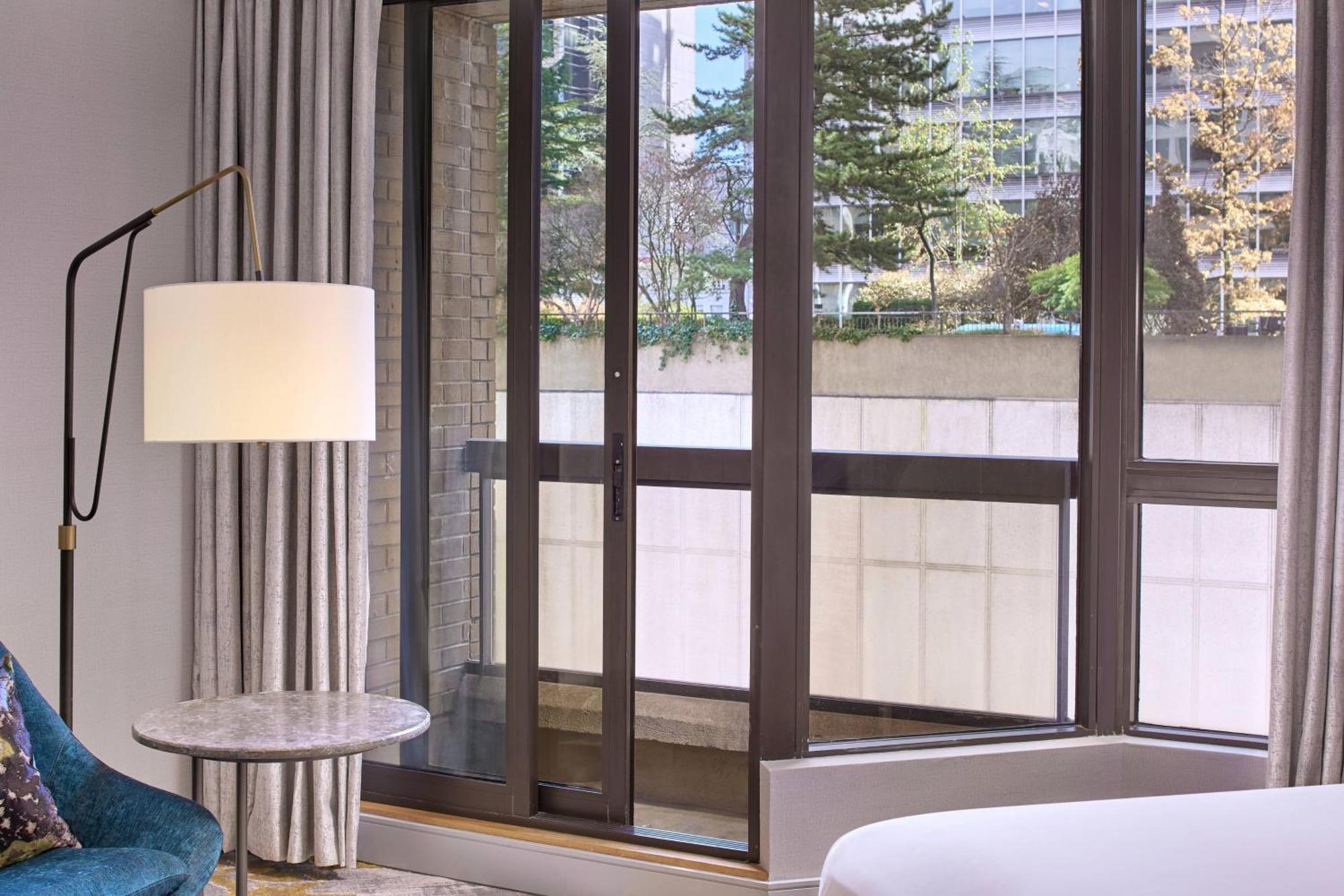 Metropolitan Hotel Vancouver Dış mekan fotoğraf